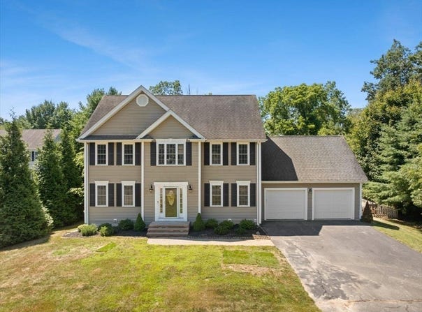 875 Louise Ln, Dighton, MA 02715