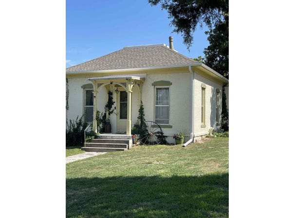 630 W 6th St, Concordia, KS 66901