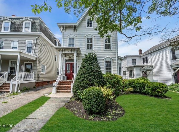 75 W Main Street, Freehold, NJ 07728