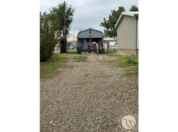 511 Custer Avenue, Jordan, MT 59337