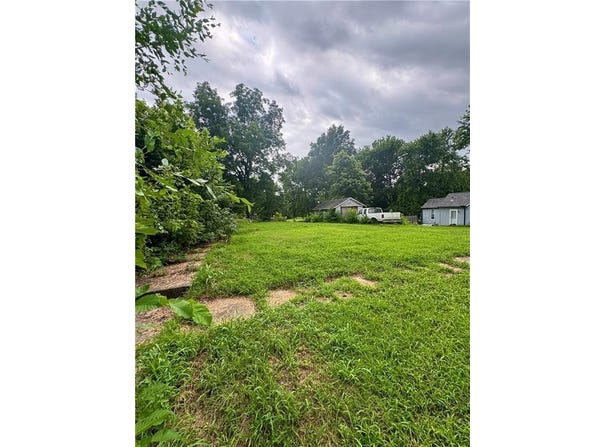 207 W 6th Street, Urich, MO 64788