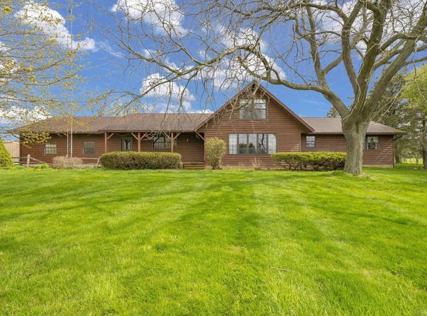 5800 Deckerville, Deckerville, MI 48427