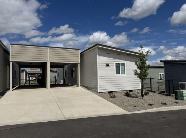 4069 S Pacific Highway, Medford, OR 97501