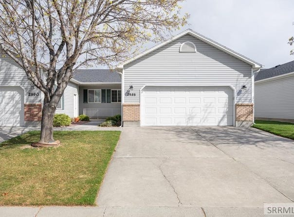 2986 Thayer Bridge Circle, Idaho Falls, ID 83402