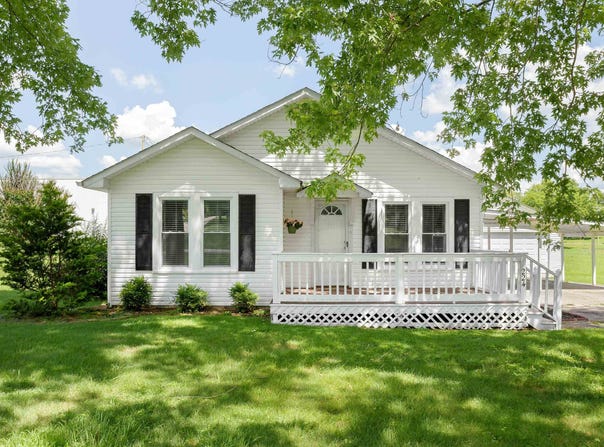 224 School St, Lexington, AL 35648