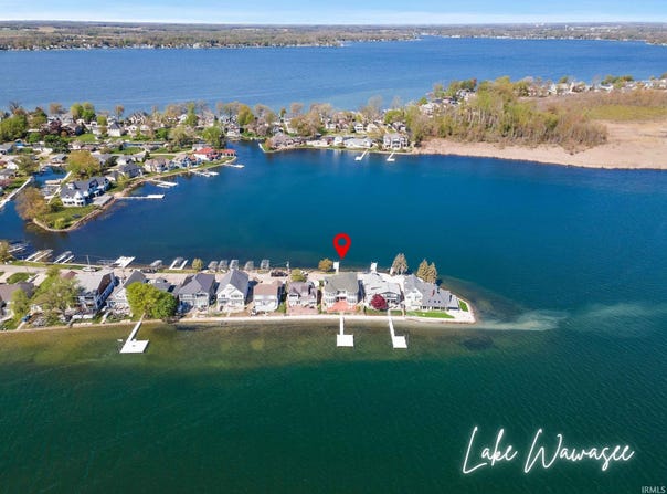 11732 N Sunrise Drive, Syracuse, IN 46567-8745