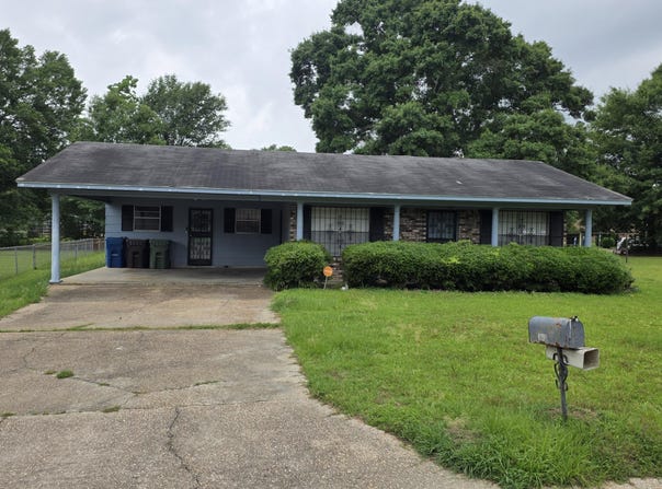 303 Vernon Dahmer Dr., Hattiesburg, MS 39401