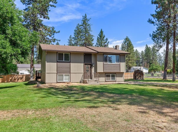 11472 W Tamarac Ln, Nine Mile Falls, WA 99026-0000