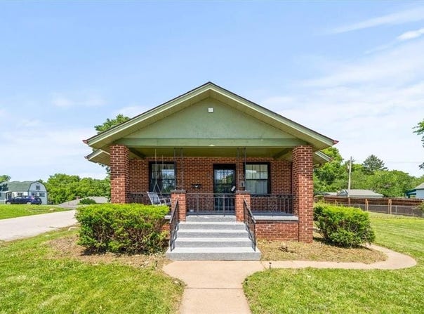 1340 Spruce Street, Leavenworth, KS 66048