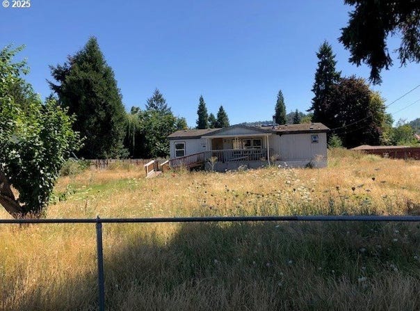 320 5TH ST, Dillard, OR 97432