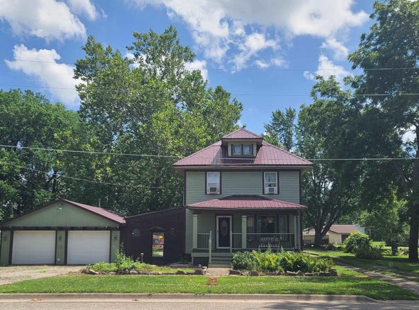 306 Market Street, Eddyville, IA 52553