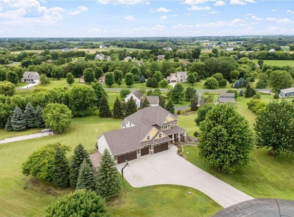 19602 Galway Circle, Prior Lake, MN 55372