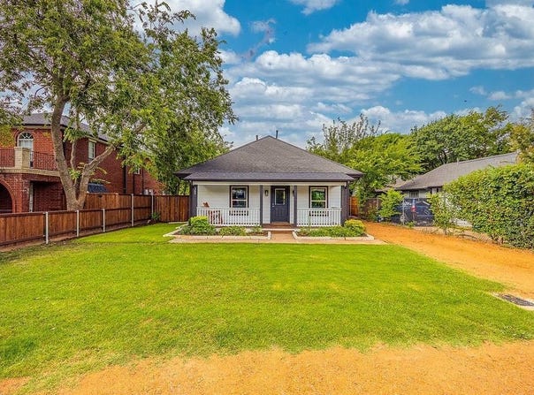 309 E Walnut Street, Celina, TX 75009