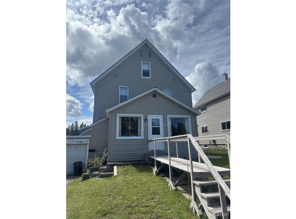 25417 Elm, Calumet, MI 49913