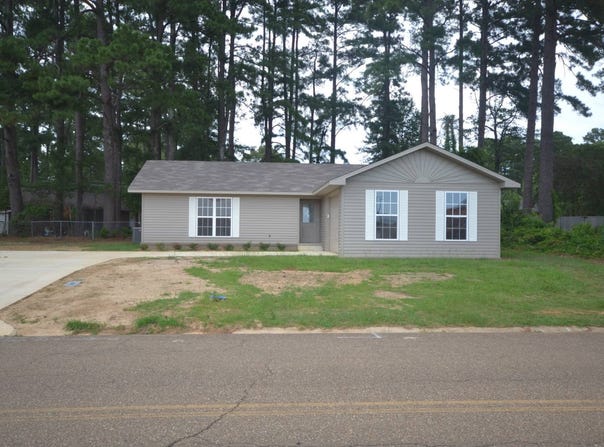 1400 East Greene, Magnolia, AR 71753