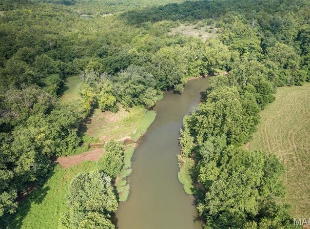 2 Cedar Hollow Road, Fletcher, MO 63030