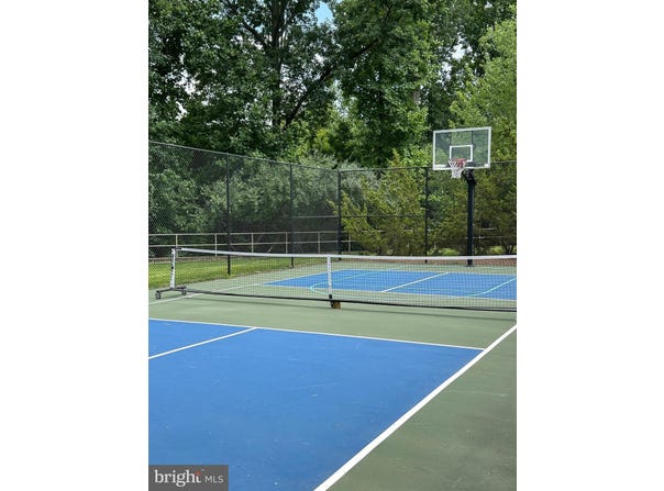 4490 MARKET COMMONS DRIVE, FAIRFAX, VA 22033