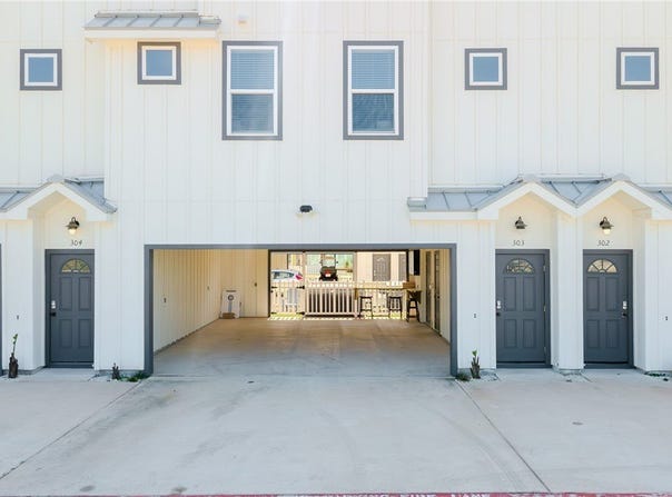 603 E Avenue G, Port Aransas, TX 78373