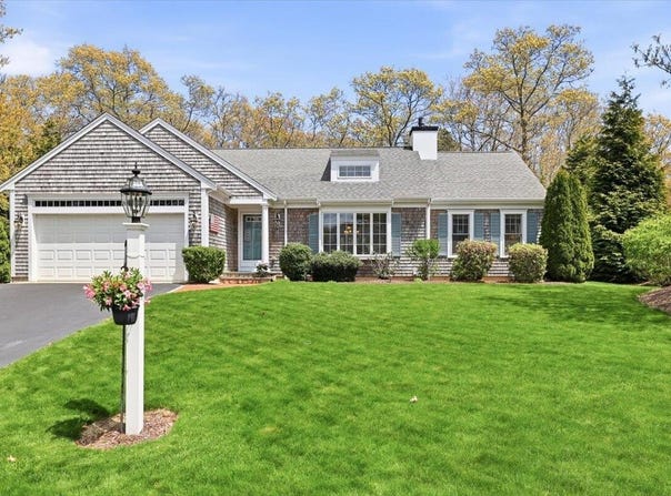 140 Pheasant Hill Circle, Cotuit, MA 02635
