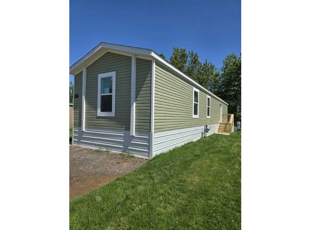 9 Collingwood Drive, Superior, WI 54880