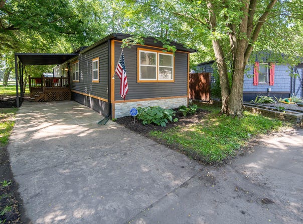 71 E Cove Court, Cicero, IN 46034