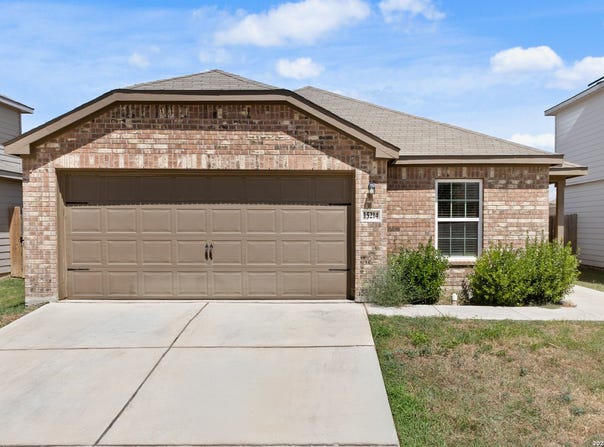 15214 HARBOR LNDG, Von Ormy, TX 78073