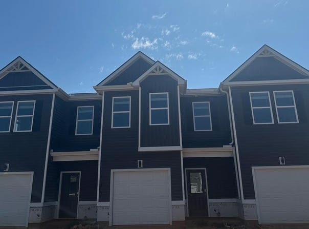 1409 Port Harbor Court, Spartanburg, SC 29306