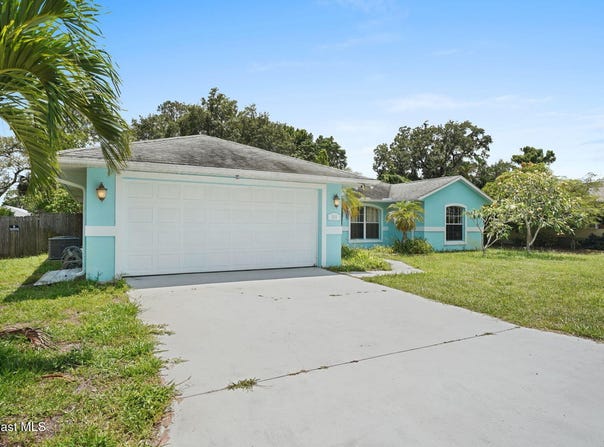 525 Banana Boulevard, Merritt Island, FL 32952