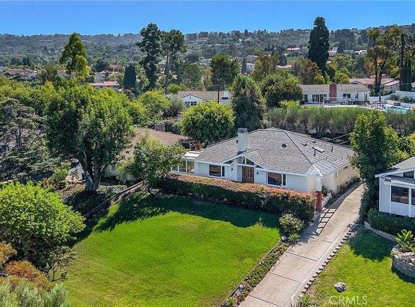 10 Palos Verdes Lane, Palos Verdes Peninsula, CA 90274