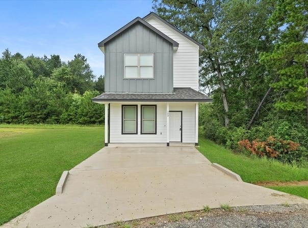 389 Byrd Drive, Lufkin, TX 75901