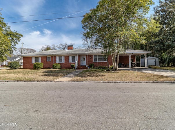 100 S Pineview Avenue, Goldsboro, NC 27530