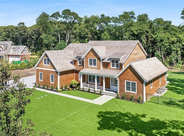 80 Deer Run, Southold, NY 11971