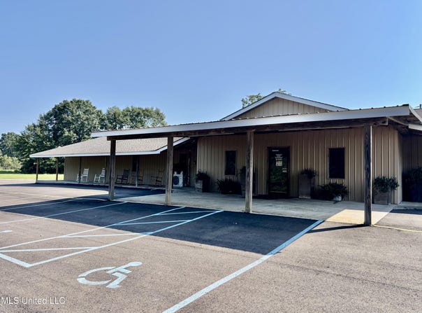 597 Hwy 98, Kokomo, MS 39643