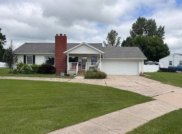 1001 N 4th Street, O'Neill, NE 68763