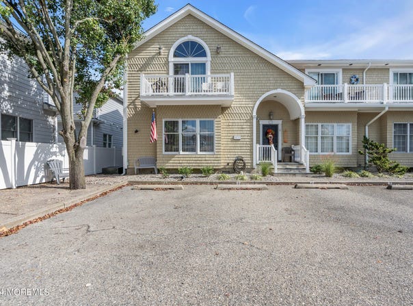 803 Grand Central Avenue, Lavallette, NJ 08735