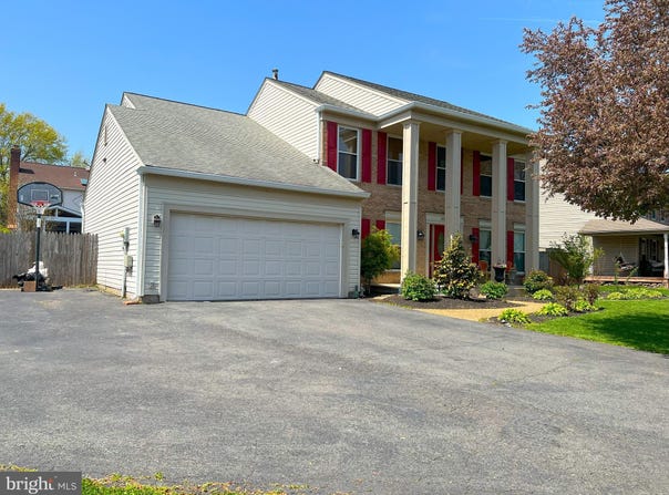 9544 OAKENSHAW DRIVE, MANASSAS, VA 20110
