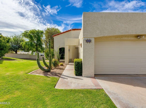 2437 E RANCHO Drive, Phoenix, AZ 85016
