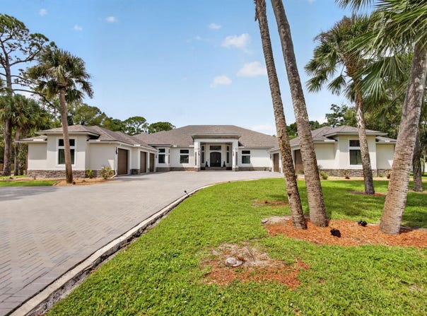 145 24TH AVENUE, VERO BEACH, FL 32962