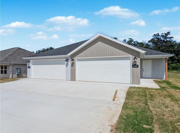 6501 & 6503 Kathleen  ST, Bentonville, AR 72713