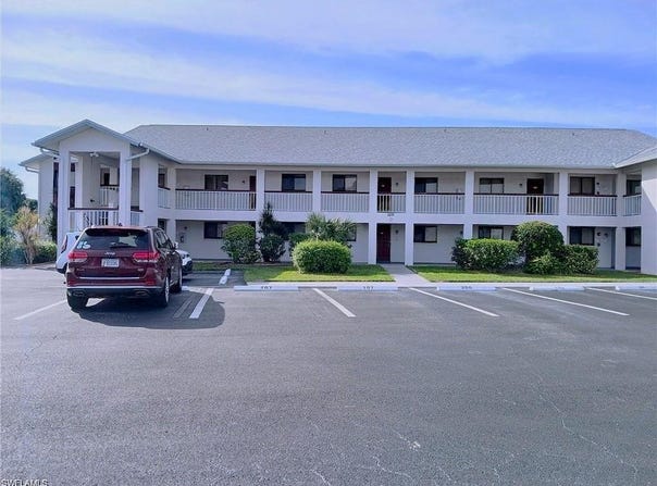 2231 E 5th St, LEHIGH ACRES, FL 33936
