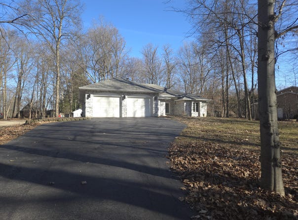 581 W Cheyenne Court, Westville, IN 46391
