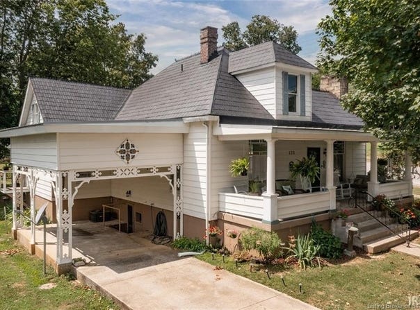 123 NE 1st Street, Paoli, IN 47454