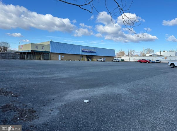 2825 N POINT, DUNDALK, MD 21222
