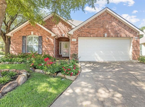 900 Medinah Drive, Fairview, TX 75069
