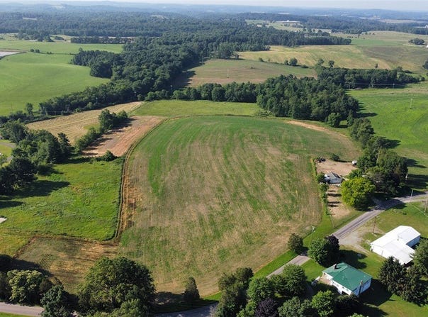 15150 Smith Road, OH 44427