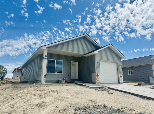 1022 S Eisenhower, Jerome, ID 83338