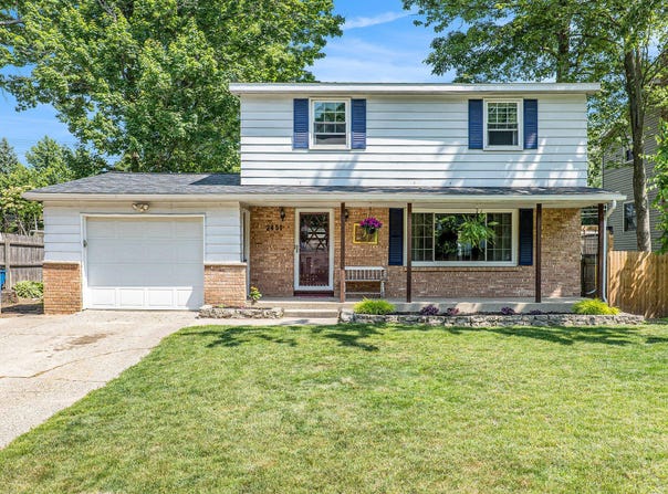 2451 Sherry Street SW, Wyoming, MI 49519
