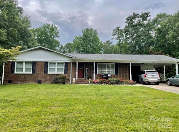 218 Hardin Circle, Grover, NC 28073
