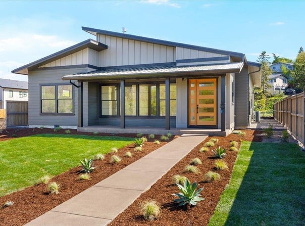 360 Briscoe Place, Ashland, OR 97520