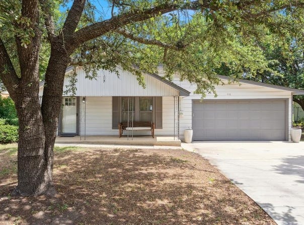 416 W 3rd Street, Justin, TX 76247
